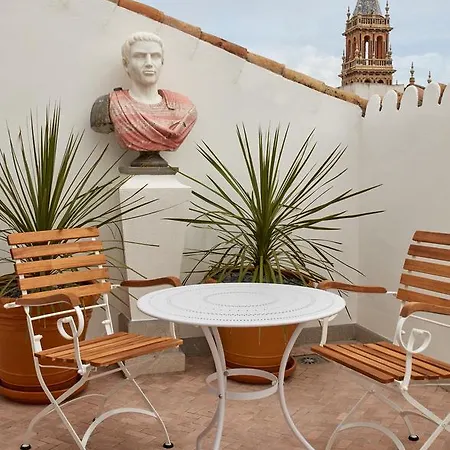 Triana House Bed & Breakfast Seville
